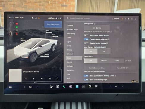 Used 2024 Tesla Cybertruck AWD Crew Cab image 59
