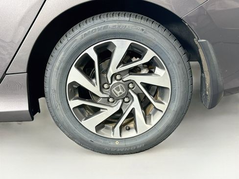 Used 2016 Honda Civic EX image 11