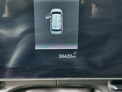 Used 2025 Kia Carnival FWD image 18