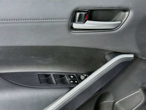 Used 2023 Toyota Corolla Cross AWD Hybrid w/ Convenience Package image 23