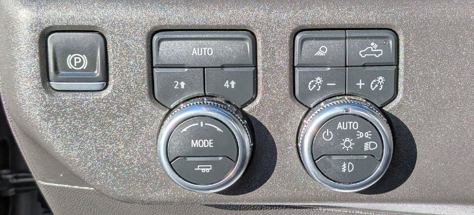 Used 2024 GMC Sierra 1500 SLT w/ SLT Premium Plus Package AWD/4WD image 16