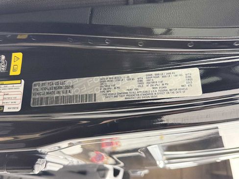 Used 2022 Jeep Wrangler Unlimited Sahara w/ Cold Weather Group image 37