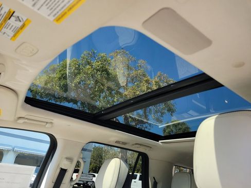 Certified 2022 Lincoln Navigator L Black Label image 25