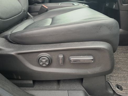 Used 2025 Honda Odyssey EX-L image 24