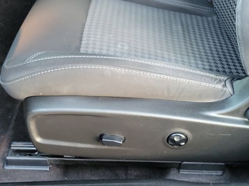 Used 2016 Dodge Challenger R/T w/ Blacktop Package image 16