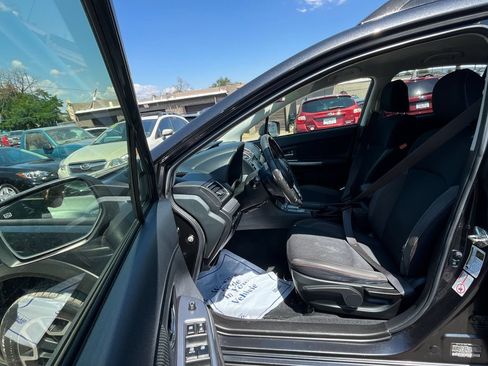 Used 2017 Subaru Crosstrek 2.0i Premium AWD/4WD image 18