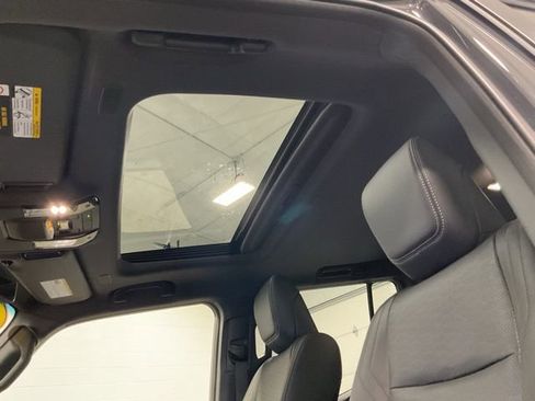 Used 2025 Toyota Land Cruiser w/ Premium Package image 18