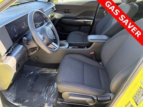 Certified 2024 Hyundai Kona SE image 4