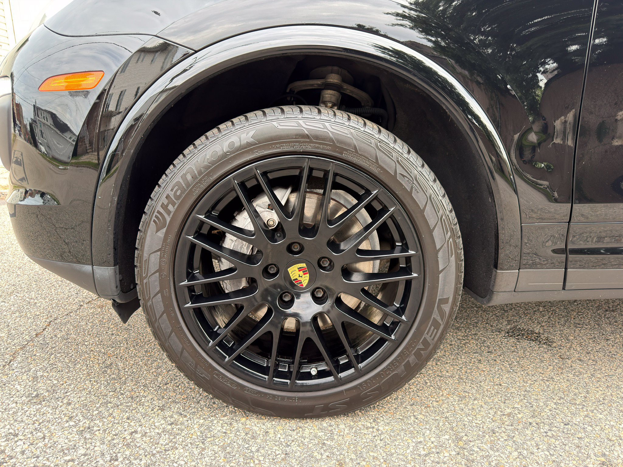 Used 2018 Porsche Cayenne Platinum Edition AWD/4WD image 38