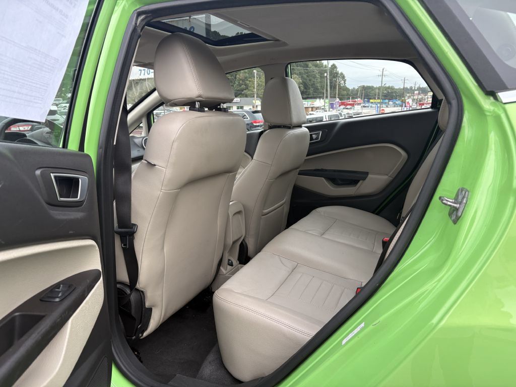 Used 2014 Ford Fiesta Titanium FWD image 14