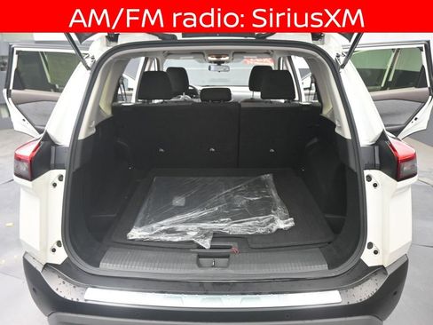 Used 2023 Nissan Rogue SV FWD image 21
