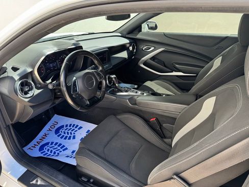 Used 2020 Chevrolet Camaro LT image 11