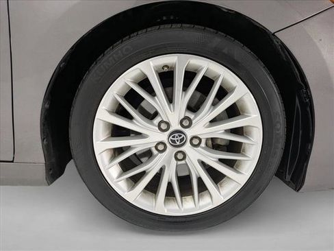 Used 2018 Toyota Camry XLE w/ Audio Package image 22