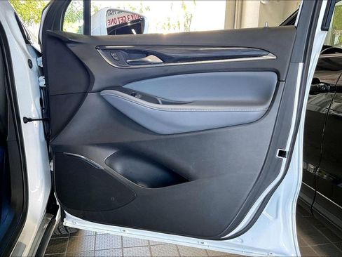 Used 2023 Buick Enclave Essence FWD image 22