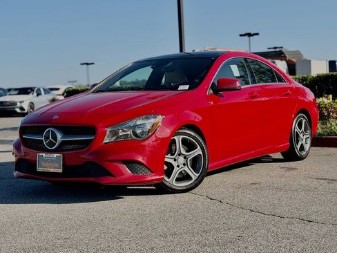 Used 2014 Mercedes-Benz CLA 250 image 2