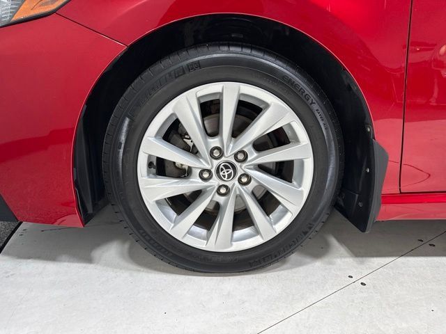 Used 2021 Toyota Camry SE AWD/4WD image 7