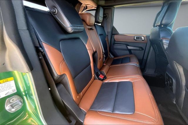 Used 2024 Ford Bronco Outer Banks AWD/4WD image 24