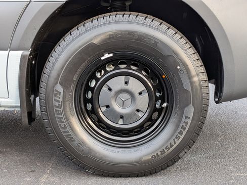 New 2026 Mercedes-Benz Sprinter 2500 image 13