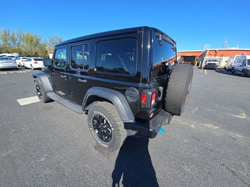 Used 2023 Jeep Wrangler Unlimited w/ Sun & Screen Package image 2