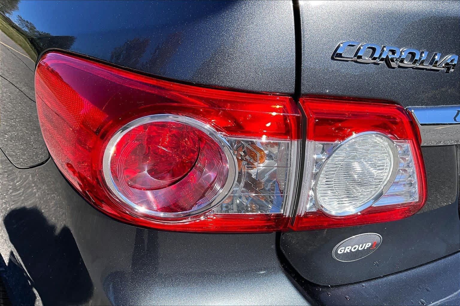 Used 2012 Toyota Corolla LE FWD image 28