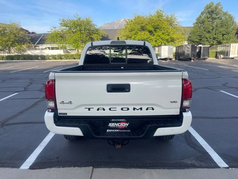 Used 2023 Toyota Tacoma SR AWD/4WD image 5