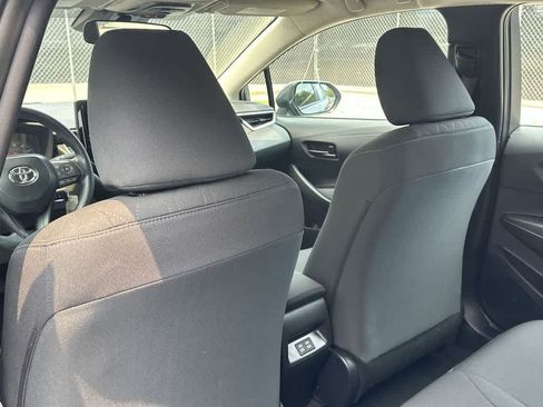 Used 2025 Toyota Corolla LE FWD image 23