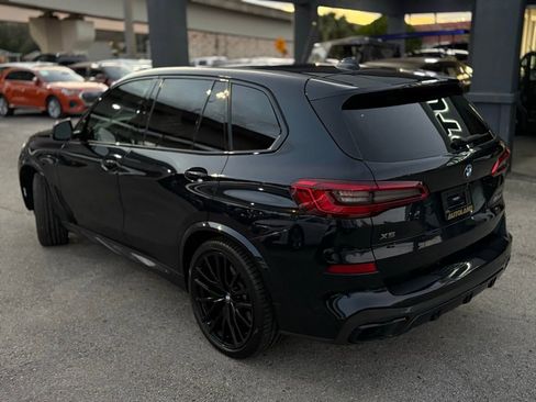 Used 2020 BMW X5 M50i w/ Premium Package image 4