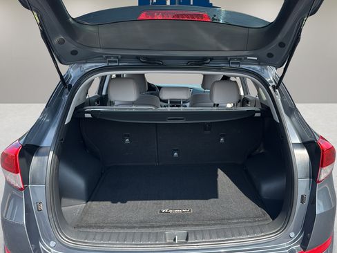 Used 2017 Hyundai Tucson SE w/ SE Popular Package 02 FWD image 13