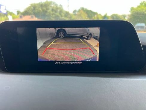 Used 2021 MAZDA MAZDA3 s FWD image 16