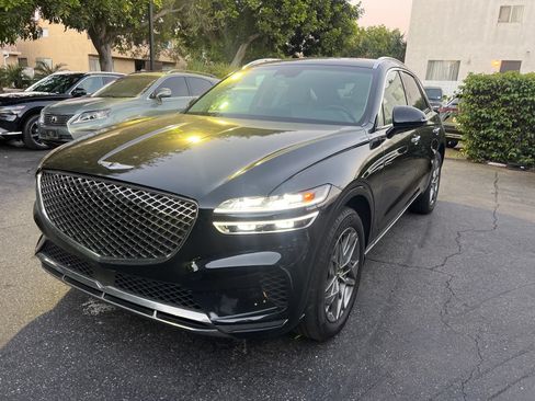 Used 2024 Genesis GV70 2.5T w/ Select Package AWD/4WD image 1
