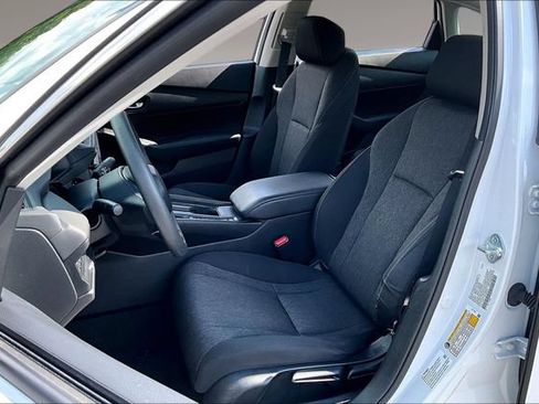 Used 2023 Honda Accord LX image 19