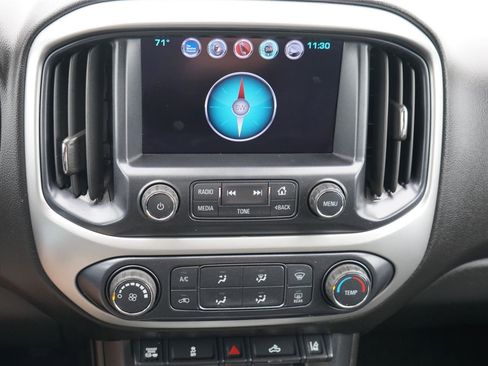 Used 2017 Chevrolet Colorado LT w/ LT Convenience Package RWD image 13