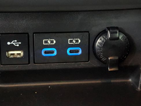 Used 2022 Toyota Highlander XLE image 31