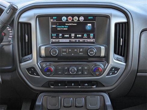 Used 2018 GMC Sierra 1500 SLT w/ SLT Premium Package image 19