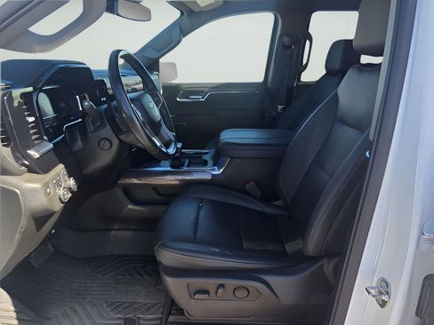 Used 2024 Chevrolet Silverado 1500 LTZ image 12