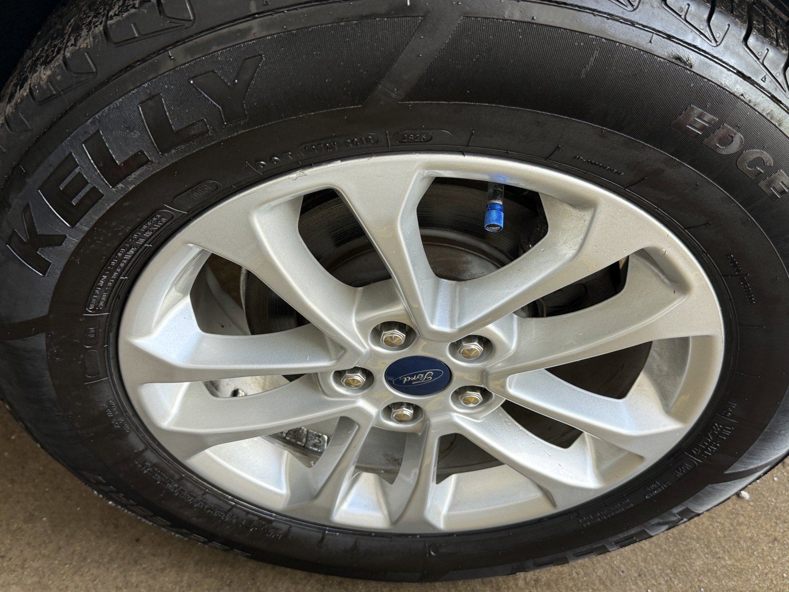 Used 2022 Ford Escape SE AWD/4WD image 36
