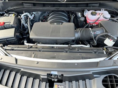 New 2026 Cadillac Escalade ESV Luxury w/ LPO, Radiant Package image 35