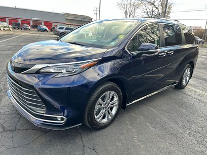 Certified 2024 Toyota Sienna Platinum