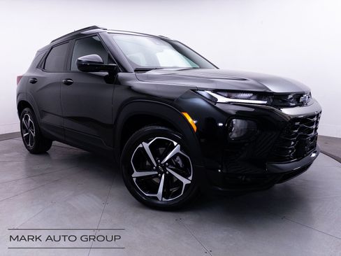 Used 2023 Chevrolet TrailBlazer RS FWD image 9