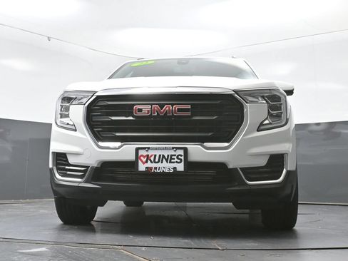 Used 2022 GMC Terrain SLE w/ Driver Convenience Package AWD/4WD image 55