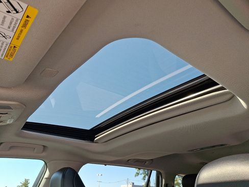 Certified 2022 Toyota Highlander XLE image 15