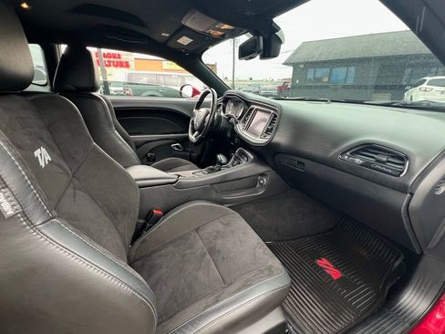 Used 2020 Dodge Challenger R/T Scat Pack w/ T/A Package image 24