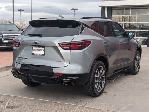 Used 2024 Chevrolet Blazer RS w/ Enhanced Convenience Package image 3