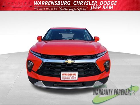 Used 2025 Chevrolet Blazer LT image 10