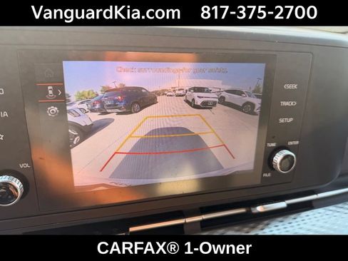 Certified 2024 Kia Carnival LX FWD image 21