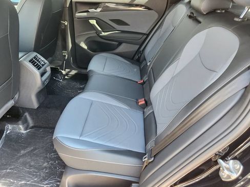 New 2026 Volkswagen Tiguan SE R-Line AWD/4WD image 28