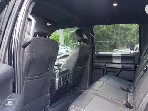 Used 2017 Ford F150 XLT w/ Equipment Group 301A Mid AWD/4WD image 7