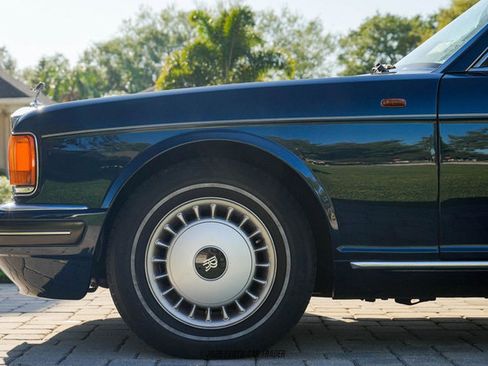 Used 1996 Rolls-Royce Silver Dawn image 4