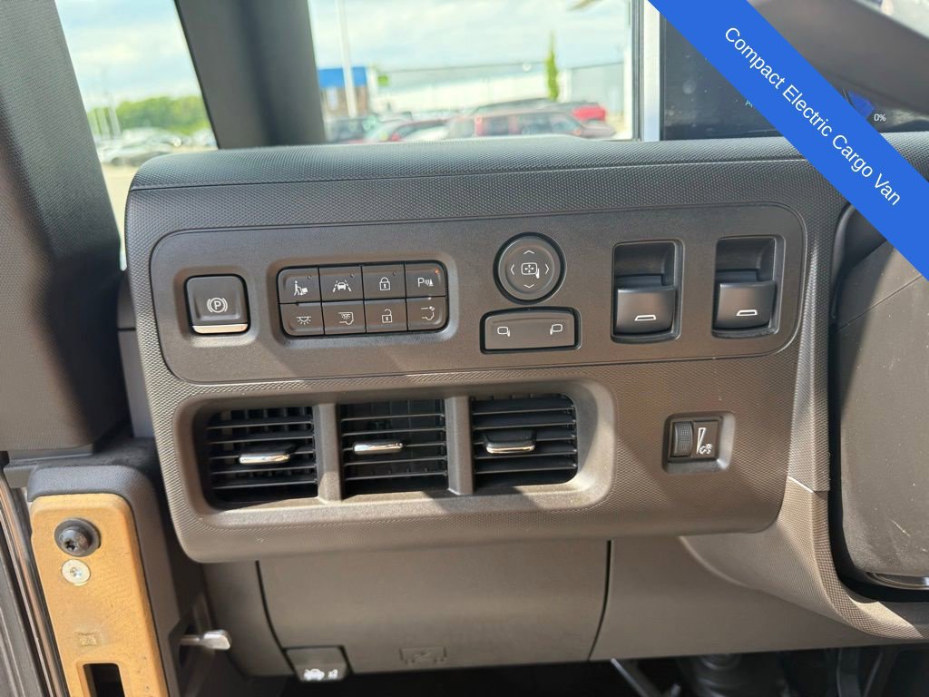 Used 2024 Chevrolet Brightdrop 400 w/ Commercial Equipment Package AWD/4WD image 24