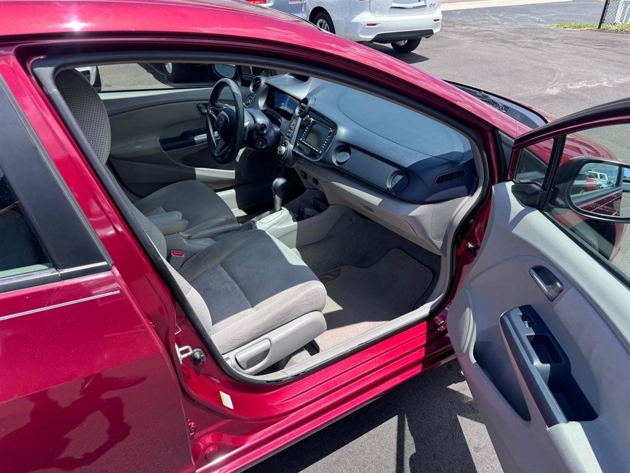 Used 2010 Honda Insight EX image 26